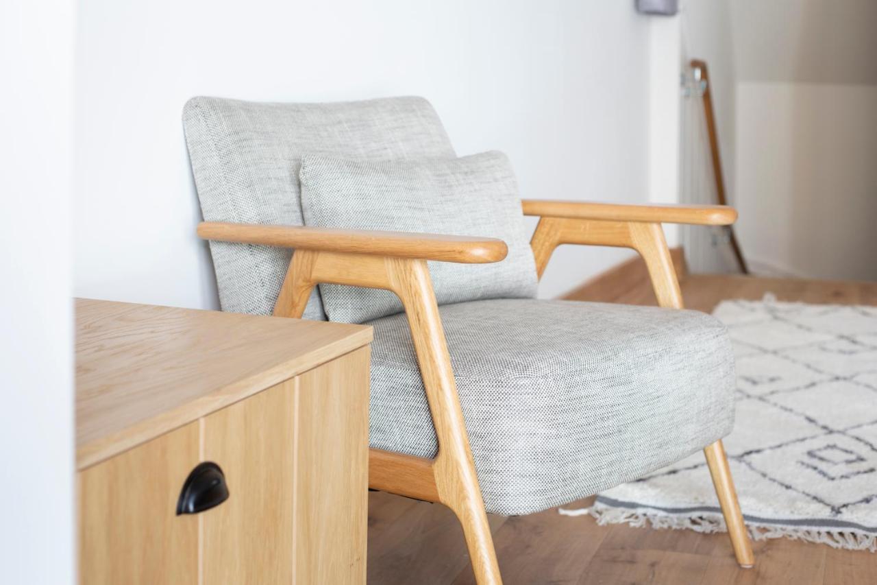 Leggetts Lane Aparthotel Уитстейбъл Екстериор снимка